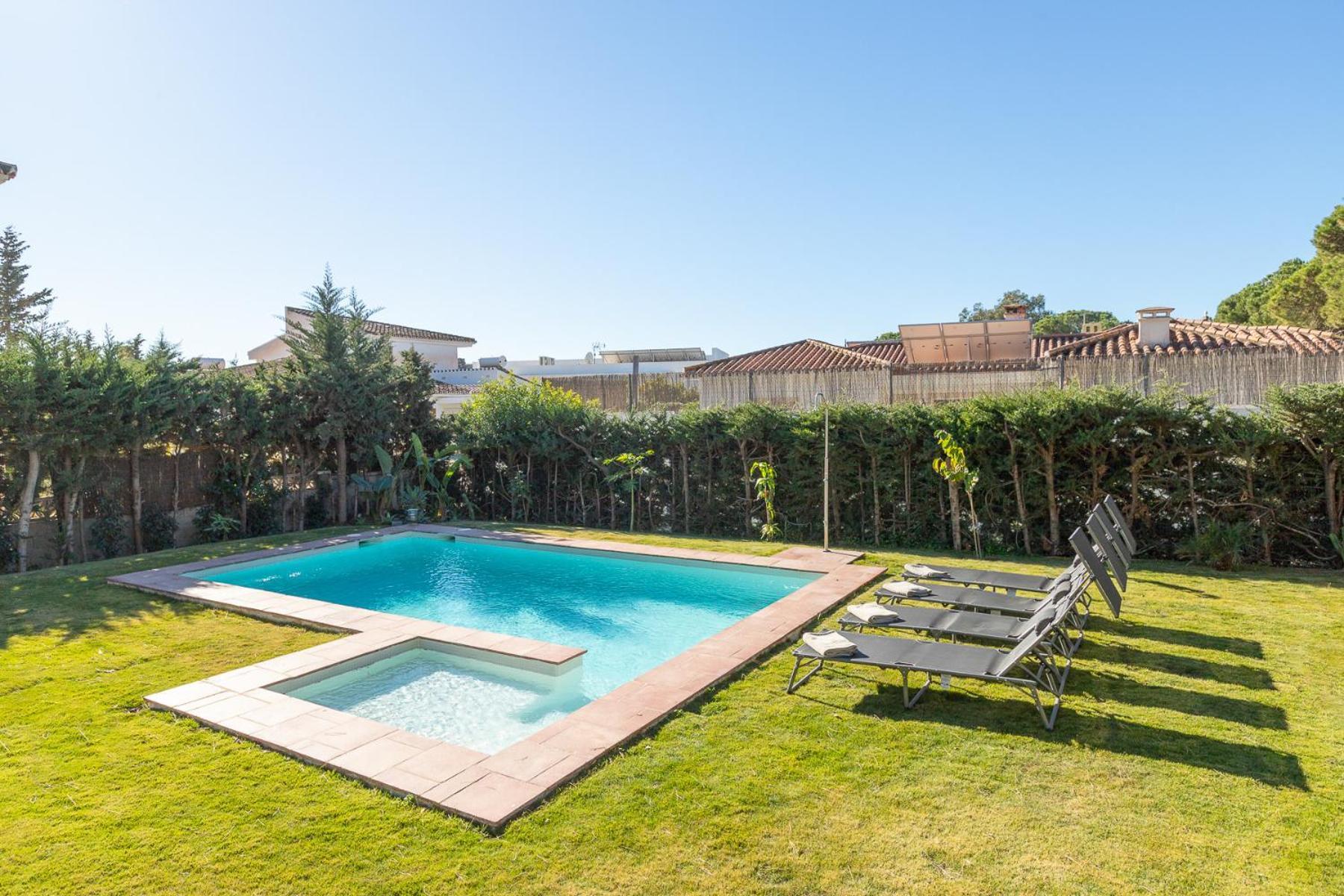 Holiday home Alconada Casa De Playa *