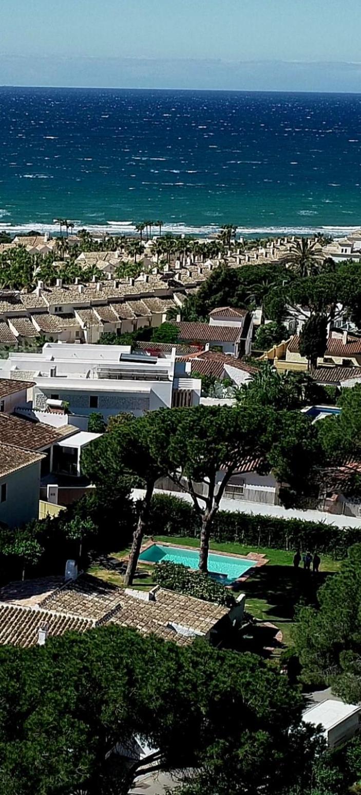 Alconada Casa De Playa Holiday home *